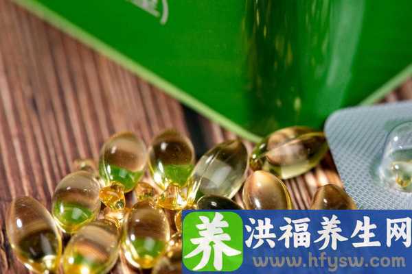 为什么老年人摔一跤就骨折了？