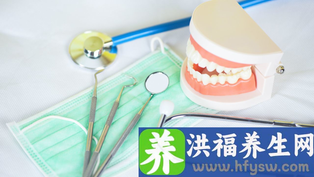 早上起来是先刷牙好还是先吃早餐好