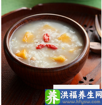 冬季吃什么减肥 十款<a href=http://www.duomehao.com target=_blank class=infotextkey>养生</a>粥高效燃脂