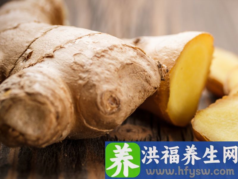 生姜发芽了还能吃吗？会不会中毒？厨房里这2种食物发芽后赶紧扔掉