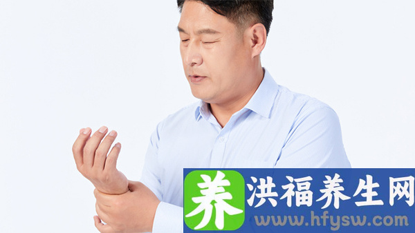 手腕骨折后多久能用力