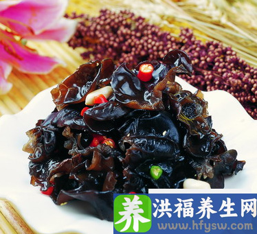 黑木耳减肥原理 推荐五款黑木耳排毒减肥食谱