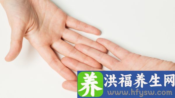 右手指关节肿胀疼痛是什么原因