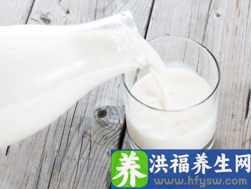 与不喝牛奶的人相比，每天喝牛奶会有哪些区别？表现在这3个方面