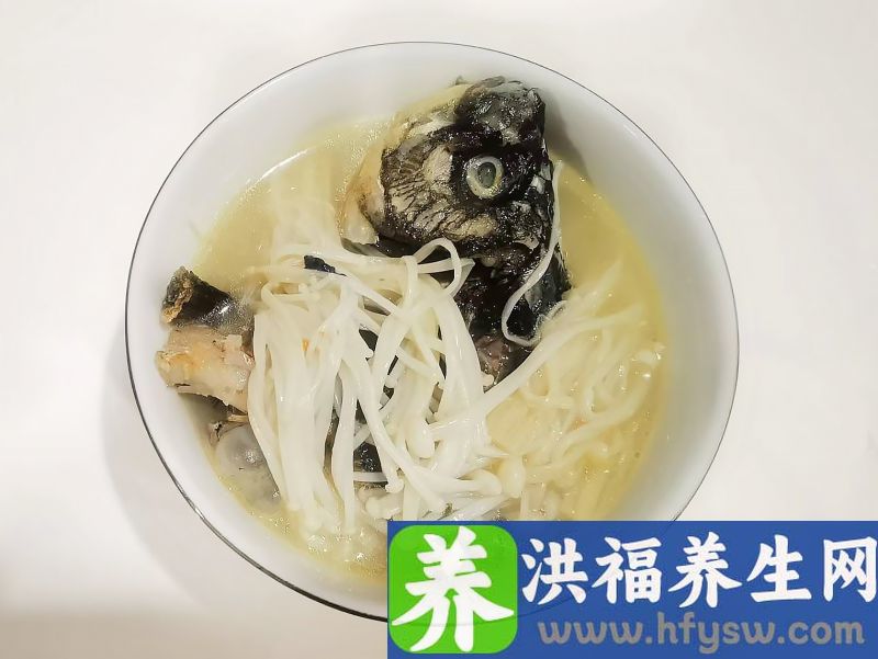 第1天吃的金针菇，为什么第2天会出现在便便里？