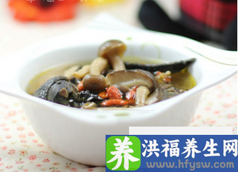 深秋喝什么汤好 九款<a href=http://www.duomehao.com target=_blank class=infotextkey>养生</a>汤滋润护肤