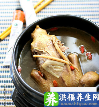 冬季<a href=http://www.duomehao.com target=_blank class=infotextkey>养生</a>重点要御寒 八款<a href=http://www.duomehao.com target=_blank class=infotextkey>养生</a>汤御寒又暖胃　