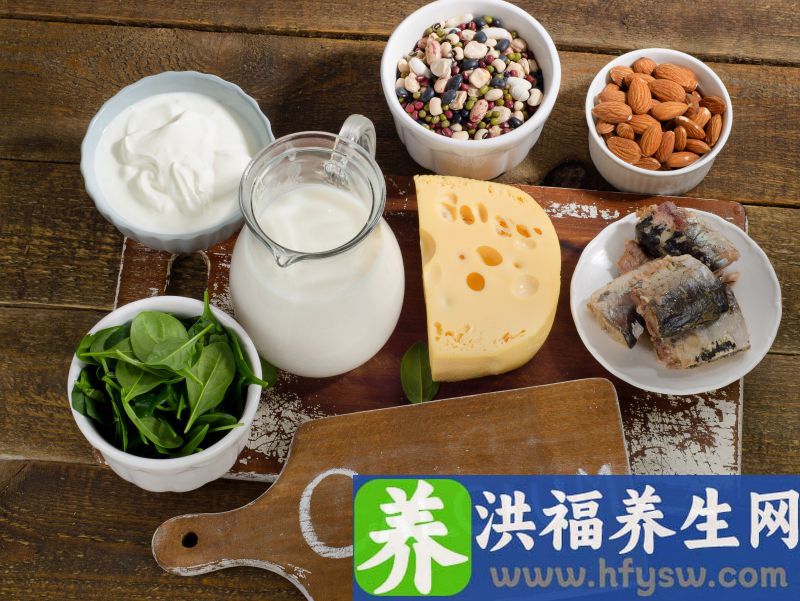 原来吃虾皮并不补钙？提醒：真正补钙的4种食物，很多人并不爱吃
