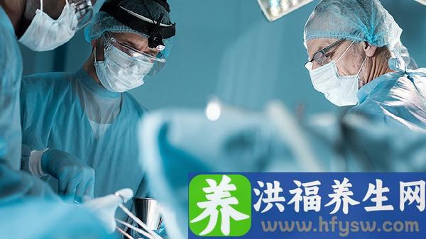 尿隐血(  )严重吗？医生告诉你！