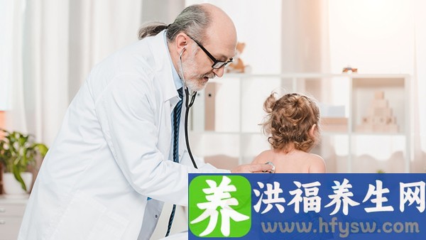 儿童便血的原因是什么？