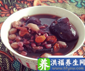 手脚冰凉怎么调理 七款药膳汤最暖身