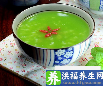 夏季<a href=http://www.duomehao.com target=_blank class=infotextkey>养生</a>吃什么 十款<a href=http://www.duomehao.com target=_blank class=infotextkey>养生</a>粥清暑解毒