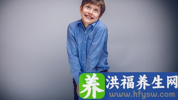 儿童鼻炎如何按摩治疗 鼻炎的症状有哪些家长必须学习