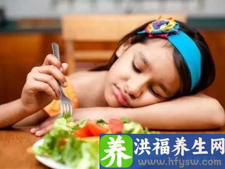 夏季没食欲吃什么？拿西兰花和虾仁蒸着吃，开胃通便、补充蛋白质