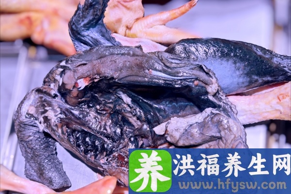 乌鸡的功效与作用、禁忌和食用方法